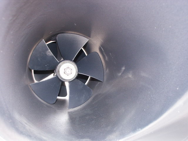 bow-thruster-3.jpg - large